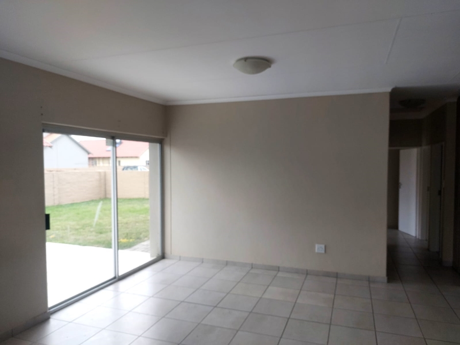 3 Bedroom Property for Sale in Waterkloof Hill Estate North West